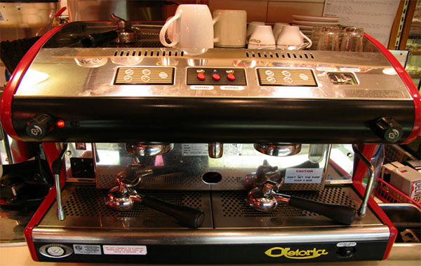 bennisons-bakery-hot-cold-drinks-01 Picture of coffee machine