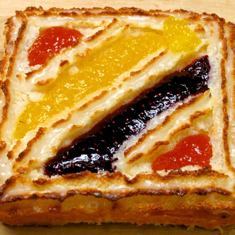bennisons-bakery-passover-macaroon-sponge-cake Picture of Bennison's Macaroon Sponge Cake