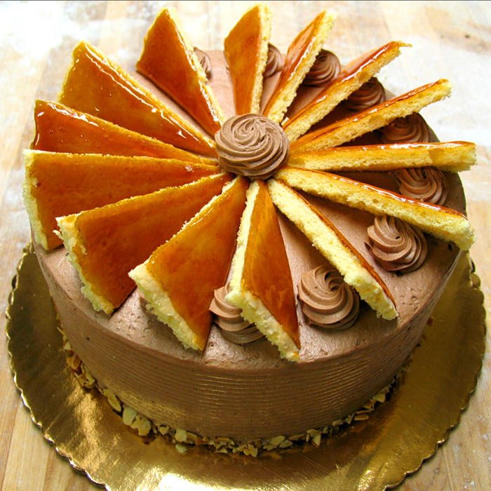 bennisons-bakery-torte-dobosh-torte