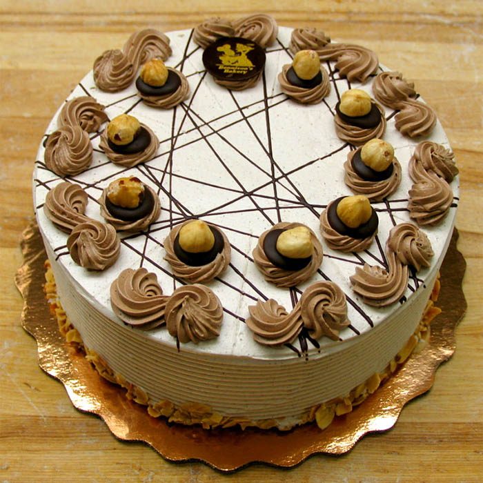 bennisons-bakery-torte-hazelnut