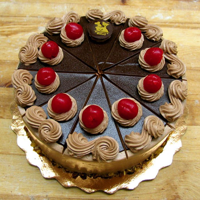 bennisons-bakery-torte-rum