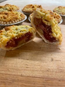 mini strawberry pie